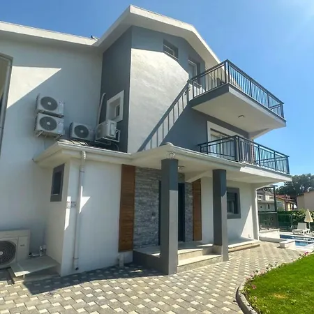 Huge Triplex W Pool And Garden In * Fethiye